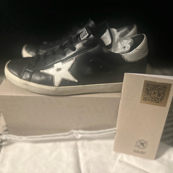 GOLDEN GOOSE Super-Star Low Top Sneaker
